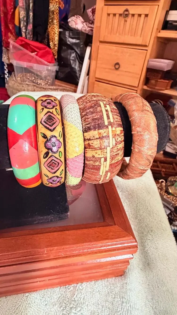 Set of 10 Assorted Vintage Style Boho Wooden and Textured Bangle Bracelets